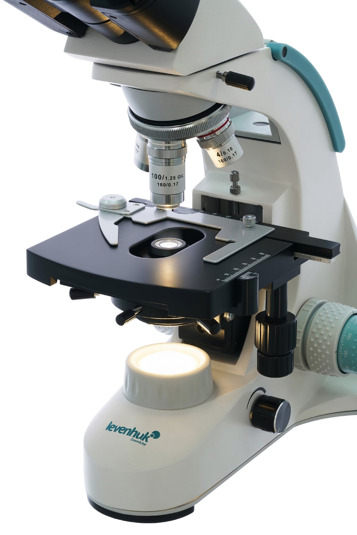 Microscopio trinocular Levenhuk 950T DARK